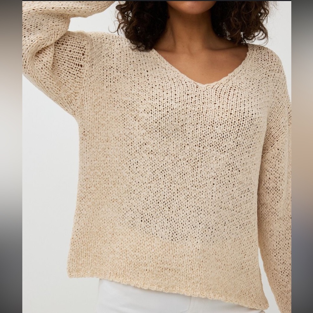 Chico's Mesh V-Neck sweater